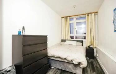 3 bed flat for sale